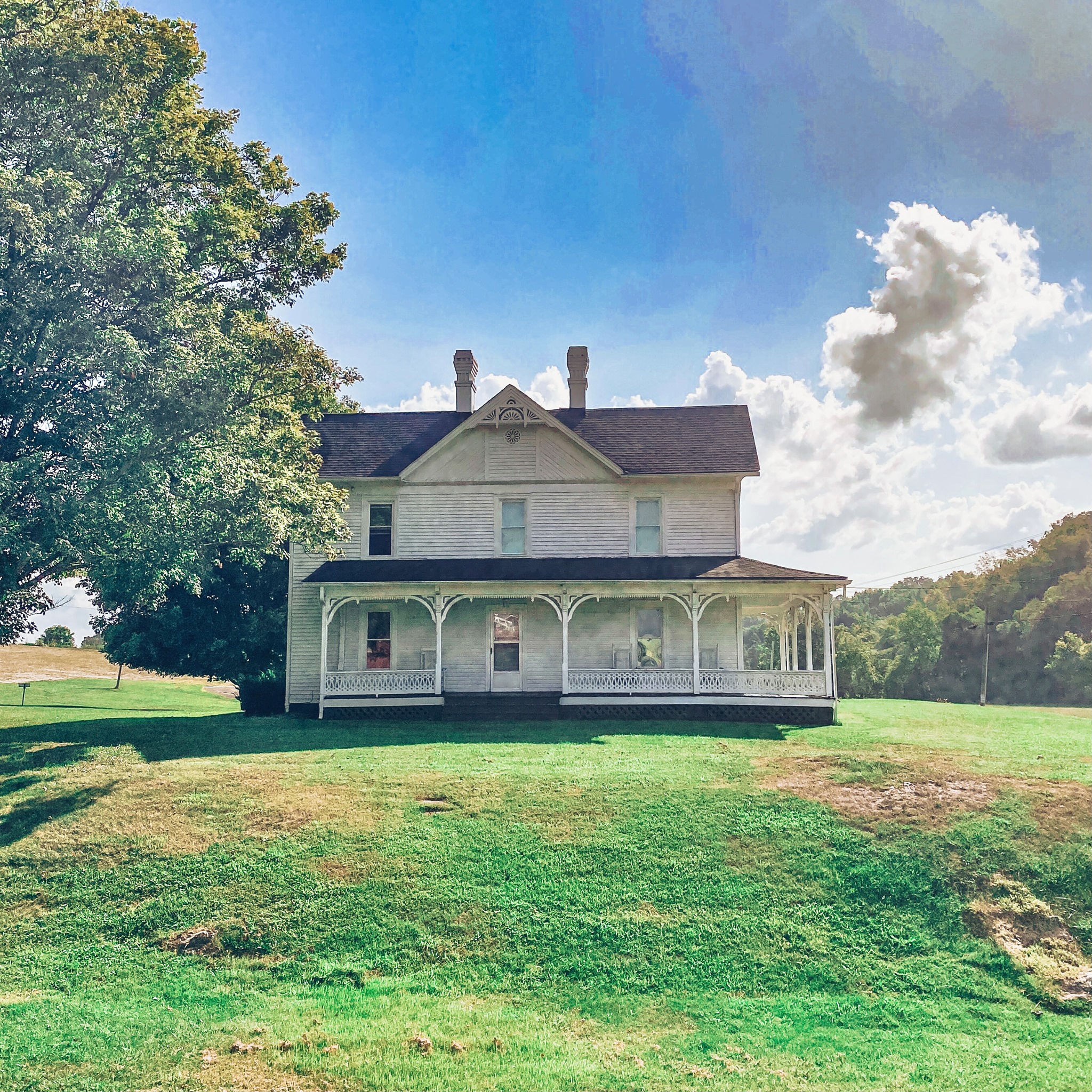 Old Farmhouse Still Stands